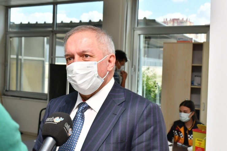 Nursaçan, İl Sağlık Müdürlüğü’nün Kayseri OSB’deki Aşı Uygulama Merkezi’ni ziyaret etti