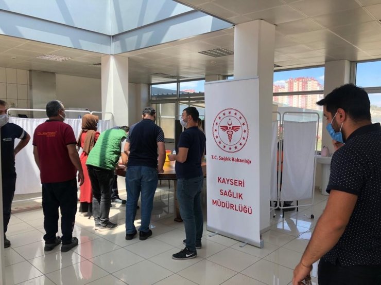 Kayseri ve Niğde’de organize sanayi bölgelerinde aşılama tüm hızıyla sürüyor