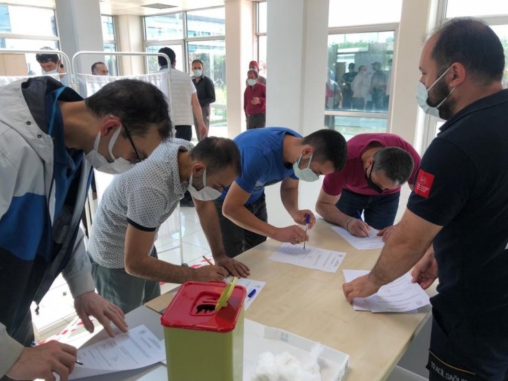 Kayseri ve Niğde’de organize sanayi bölgelerinde aşılama tüm hızıyla sürüyor