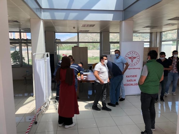 Kayseri ve Niğde’de organize sanayi bölgelerinde aşılama tüm hızıyla sürüyor