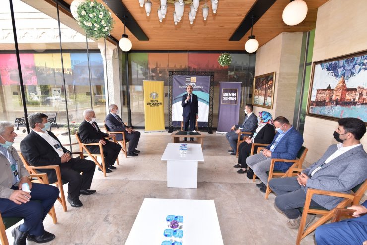 Büyükşehir’den 31 ilçedeki muhtarlara “Konya Buluşması”