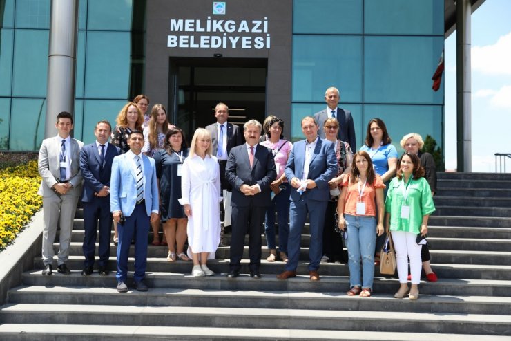 Yabancı eğitmenlerden Melikgazi’ye ziyaret