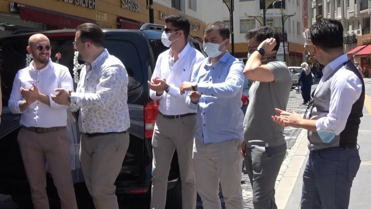 Ordulu damat Sivas’tan orkestra ile gelin aldı