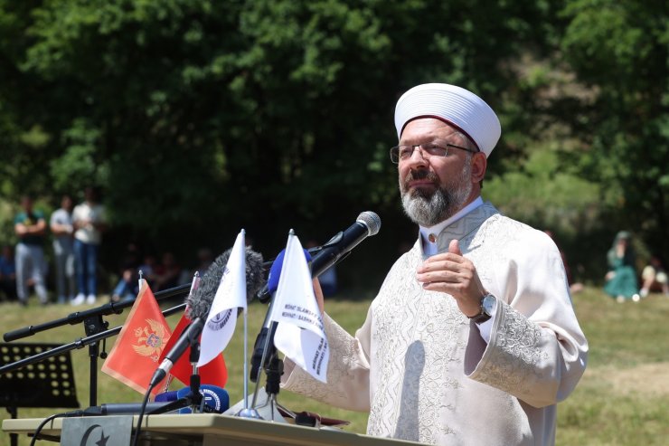 Diyanet İşleri Başkanı Erbaş, Karadağ’da