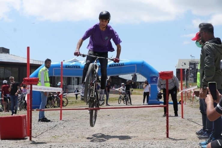 Erciyes Bike Park açılış oyunları ile başladı