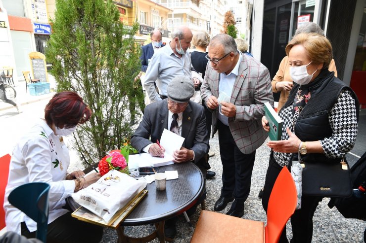 Usta yazar İbrahim İpek okuyucularıyla buluştu
