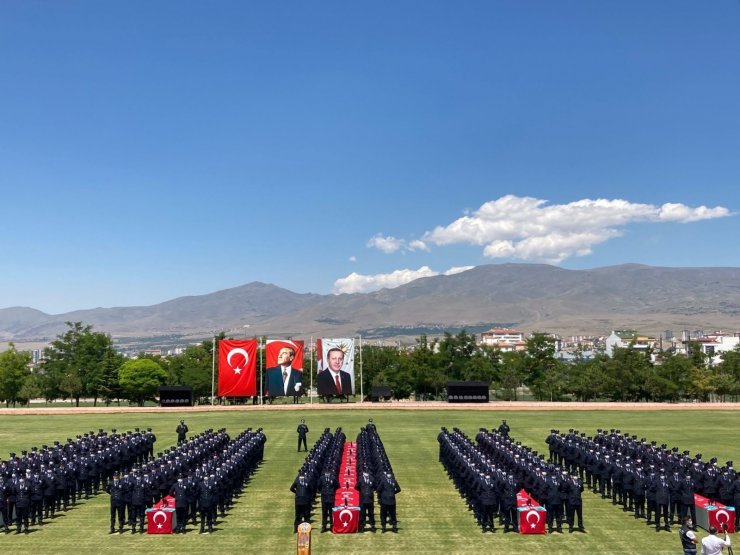 Niğde POMEM’den 295 Polis Adayı Mezun oldu