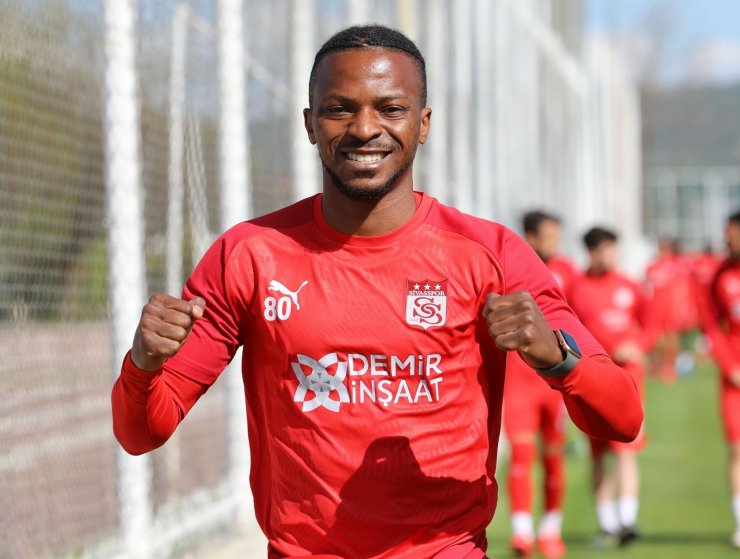 Sivasspor’da Kayode’nin durumu belirsiz