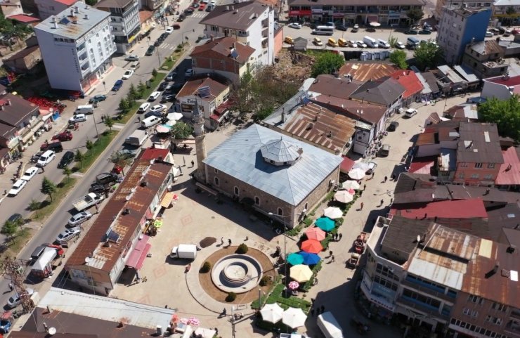 Geleceğin hafızları tarihi camilerde yetişiyor
