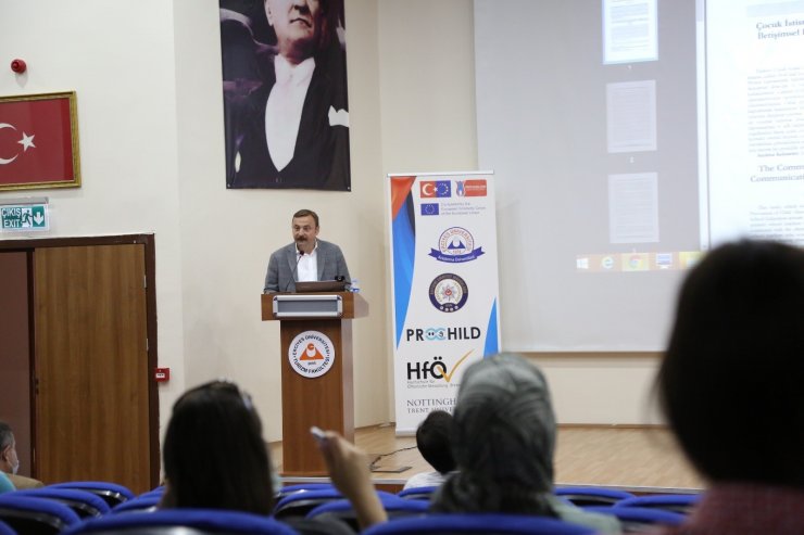 Çocuk istismarıyla mücadelede öğretmen yeterlilikleri güçleniyor