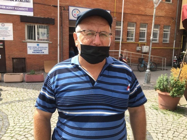 Taraftardan imza vermeyen futbolculara sitem