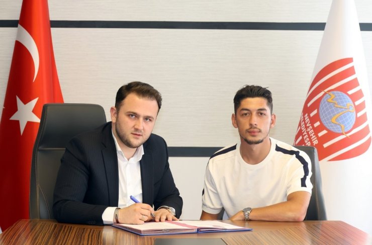 Nevşehir Belediyespor, Niyazi Çolak’ı transfer etti