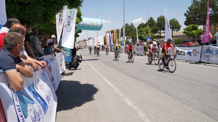 Kayseri’de Uluslararası Erciyes Yol Bisiklet Yarışları heyecanı