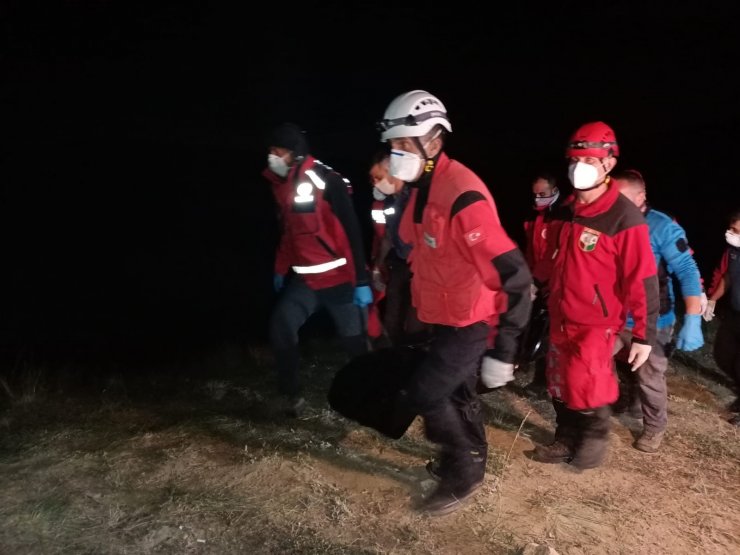 Kaçan kurbanlığın peşinden gidip kaybolan tıp öğrencisi Onur Alp Eker’in cansız bedenine ulaşıldı