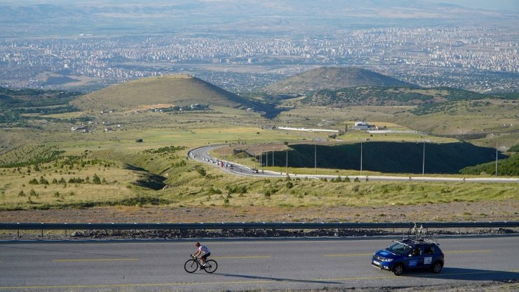 Avrupa, Amerika ve Afrikalı 250 sporcu Kayseri’yi dünyaya tanıttı