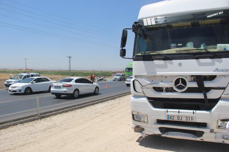 Otomobille tır çarpıştı, baba kız hayatını kaybetti