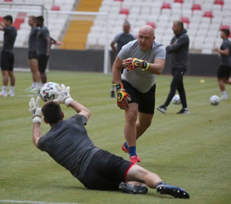 Petrocub, Sivasspor maçı hazırlıklarını tamamladı