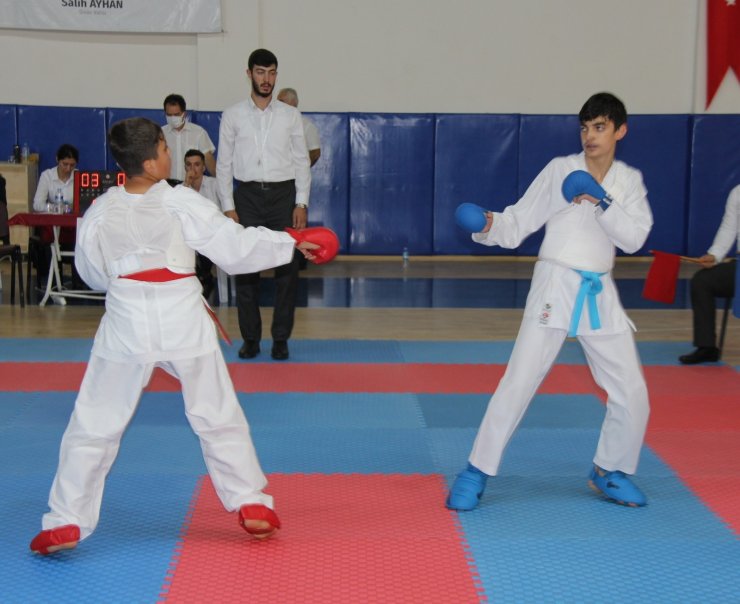 Sivas’ta karate rüzgarı esti