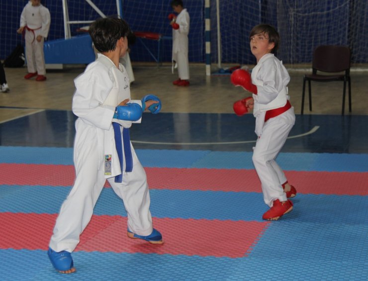 Sivas’ta karate rüzgarı esti