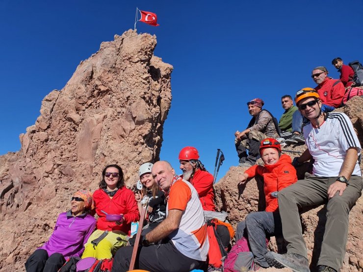 Kayserili dağcılardan 30 Ağustos için zirve tırmanışı