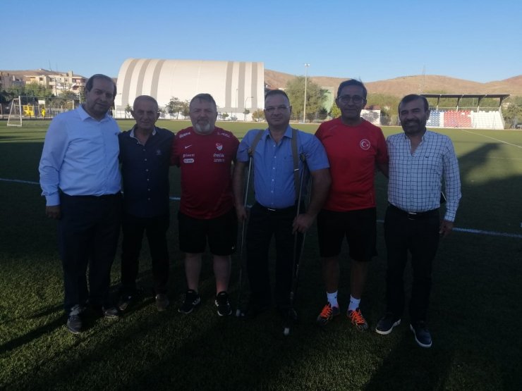 Ampute Futbol Kulüpler Birliği, Genç Milli Takım Kampını ziyaret etti