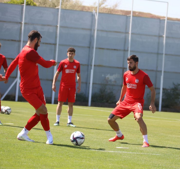 Sivasspor’da neşeli idman