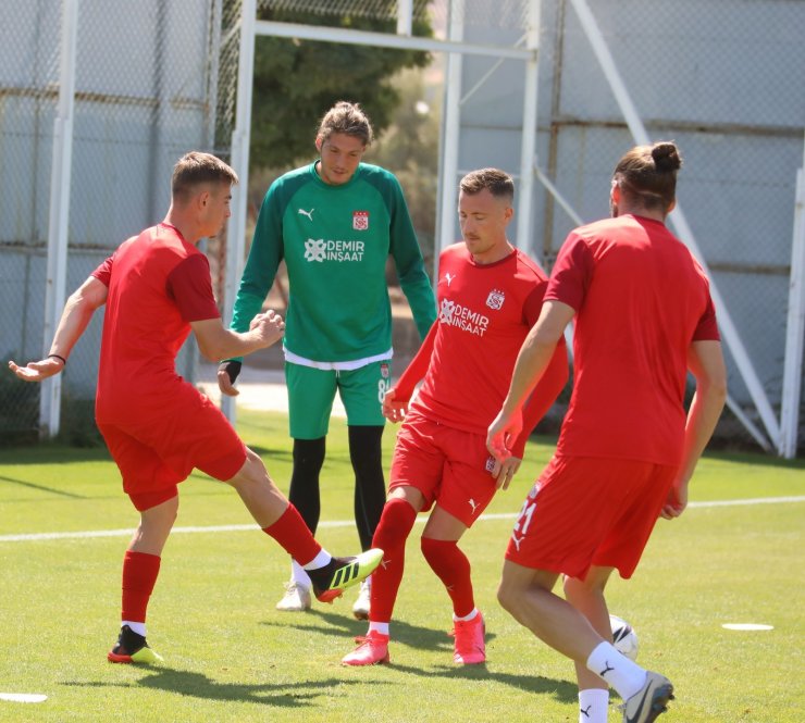 Sivasspor’da neşeli idman