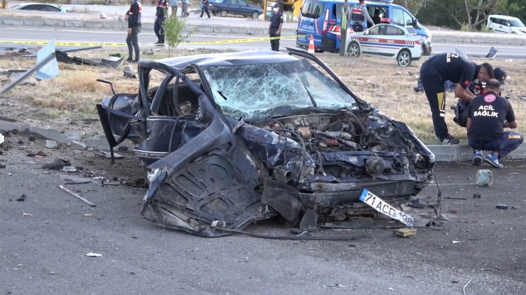 6 kişinin öldüğü feci kazada kahreden detay: Evde bıraktıkları 2 kız çocuğu öksüz kaldı