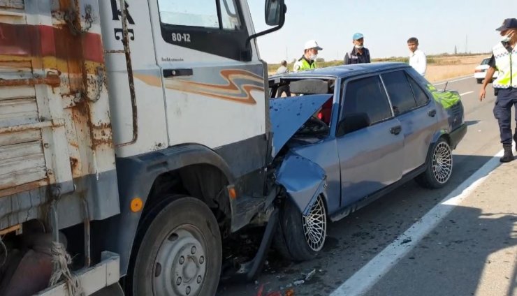 Hatalı sollama kazaya neden oldu: 8 yaralı