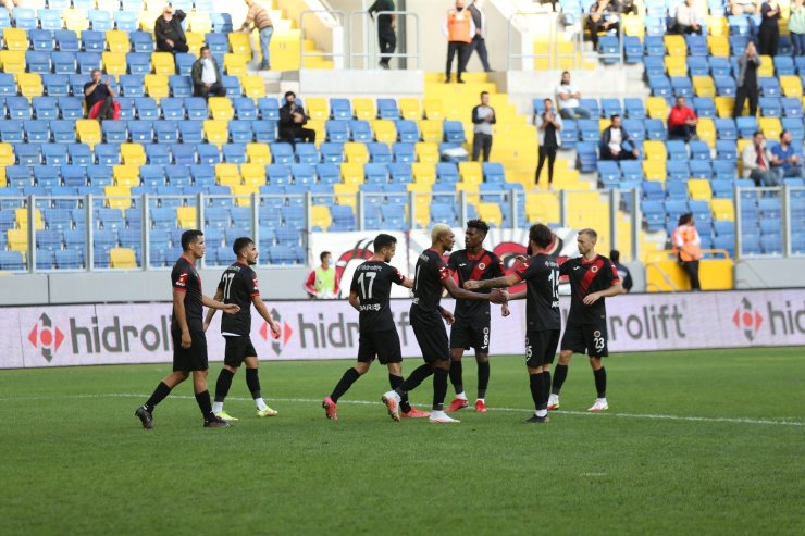 TFF 1. Lig: Gençlerbirliği: 3 - Altınordu: 2 (Maç sonucu)