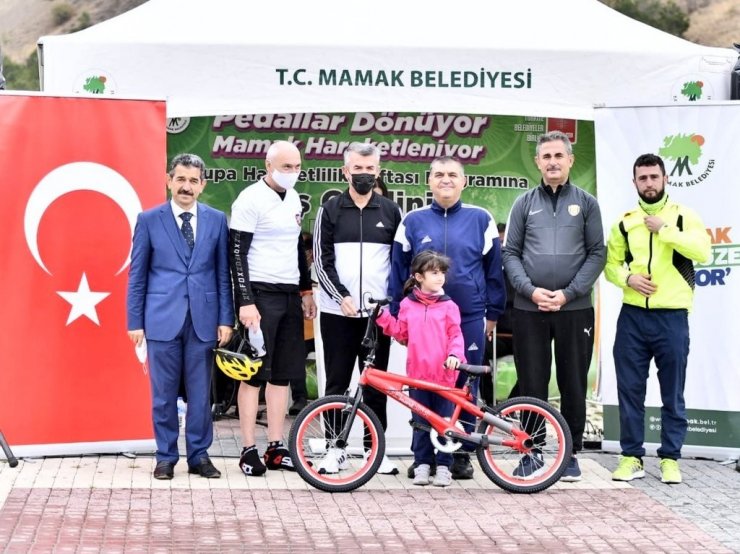 Mamak’ta pedallar hareketlilik için çevrildi