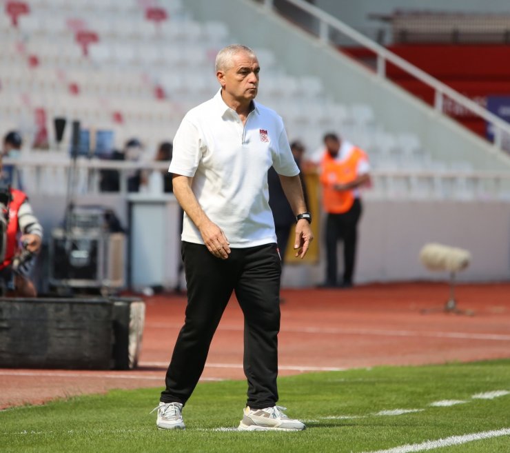 Rıza Çalımbay: “Oyuna girenlerden verim alamadık”