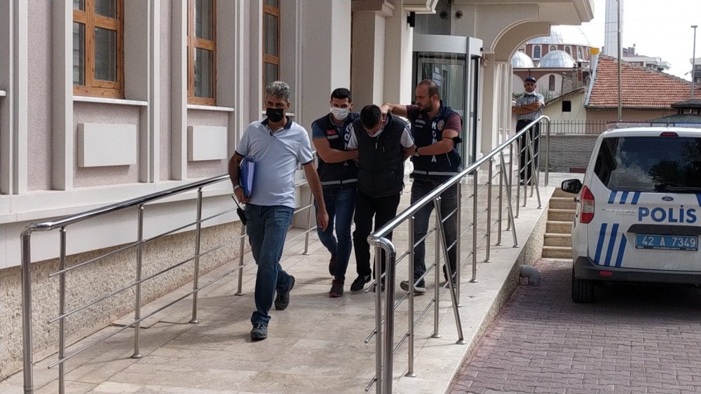 Karapınar'da arkadaşını öldüren cinayet zanlısı saklandığı metruk evde yakalandı