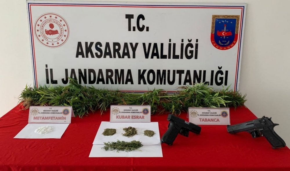 Aksaray'da Uyuşturucu Ticaretinde Yakalandı, “satmıyorum, İçiyorum” Dedi