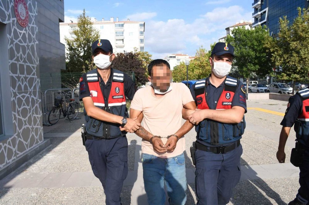 Aksaray'da Uyuşturucu Ticaretinde Yakalandı, “satmıyorum, İçiyorum” Dedi