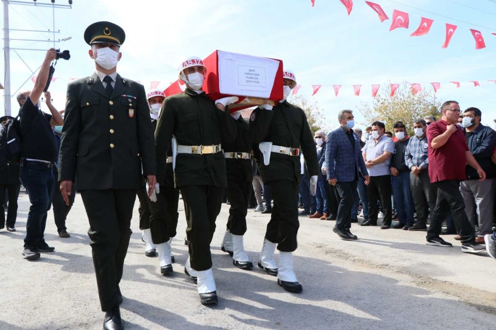 Şehidimiz son yolculuğuna uğurlandı