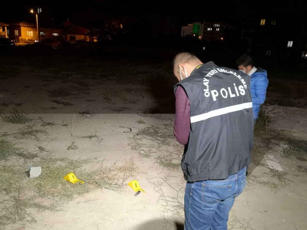 Silahla Vurulan Genç, Yarasını Unutup Kameramana “çekme” Dedi