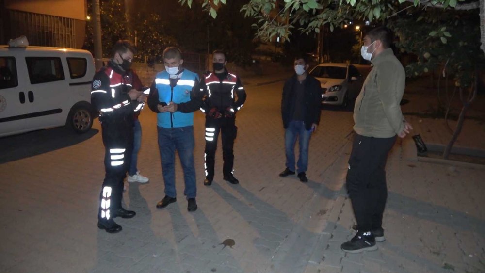 Çöp atmak için karantinayı deldi, 4 bin 50 TL ceza yedi