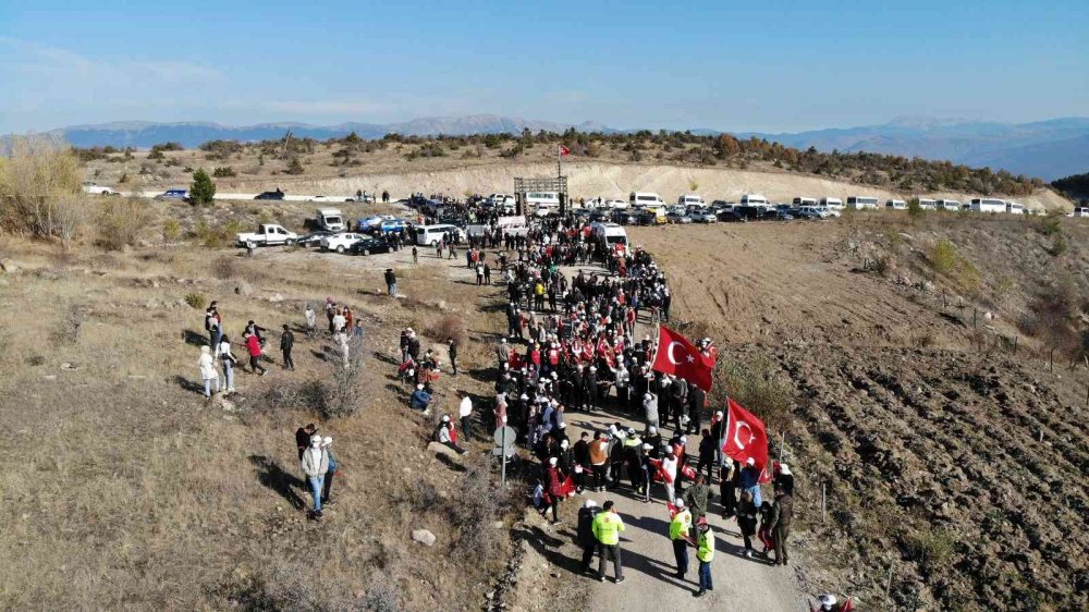 29 Ekim Coşkusu! İstiklal Yolu’nda Zafer Yürüyüşü