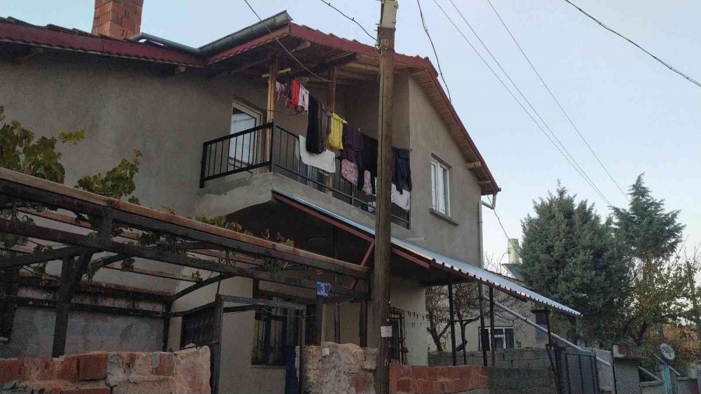 Konya'da Hareketsiz Bulunan 2 Aylık Bebek Hastanede Kurtarılamadı