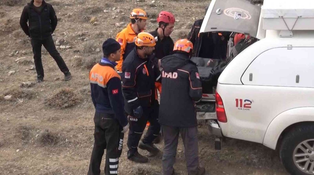 200 kilometrelik Tuz Gölü fay hattının kabuk hareketleri inceleniyor