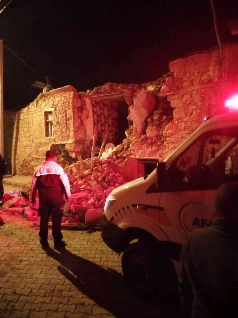 Depremin ardından Konya'da 30 artçı meydana geldi