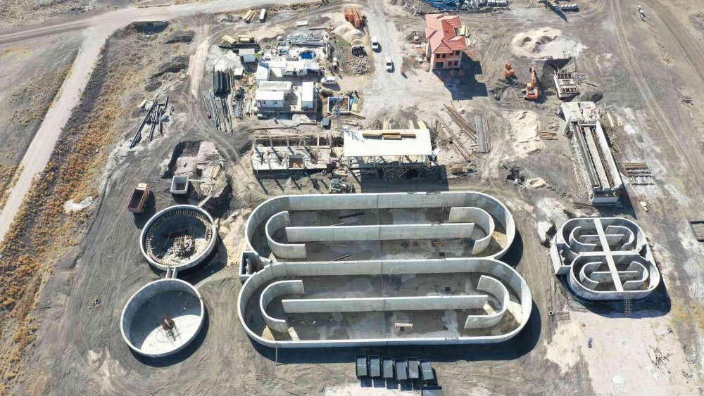 Tuz Gölü’nün Korunmasına Katkı Sağlayacak Tesislerin Yapımı Devam Ediyor