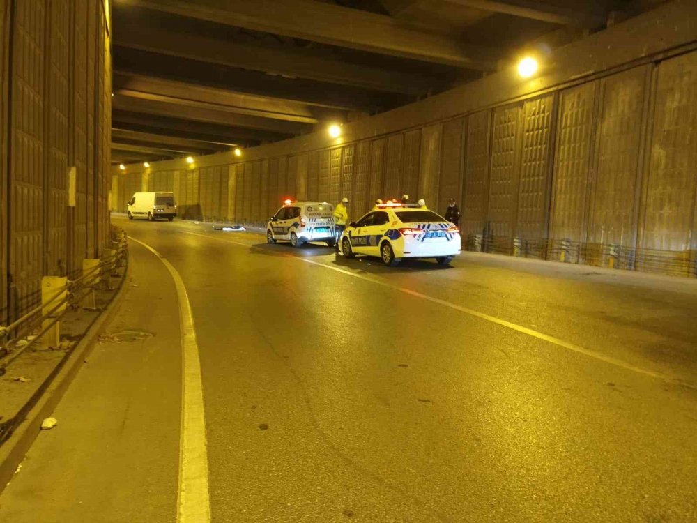Kontrolden çıkan motosiklet takla attı: 1 ölü, 1 yaralı
