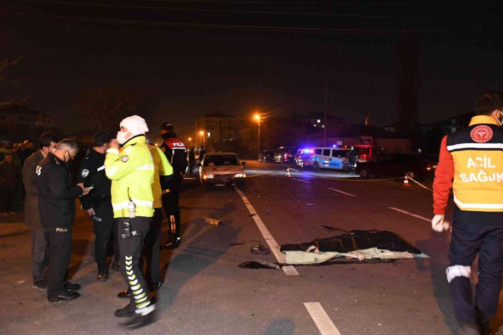 Aksaray'da Üzen Kaza! Camiye Giderken Otomobilin Çarptığı Yaşlı Adam Yaşamını Yitirdi
