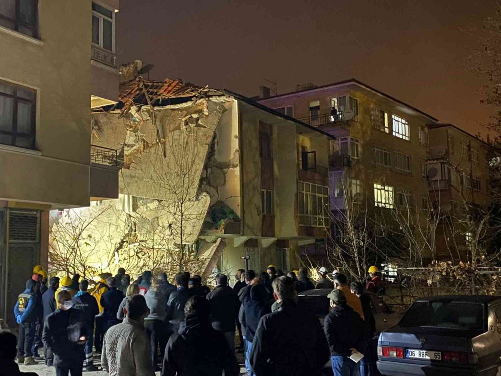 Ankara’da Bir Binadaki Patlamada, 3’ü Ağır 4 Kişi Yaralanırken 2 Kişi Öldü