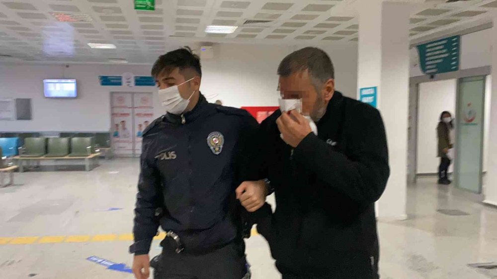 Aksaray'da 65 yaşındaki koca eşini bıçakladı, bıçağın kırılan parçası göğsünde kaldı