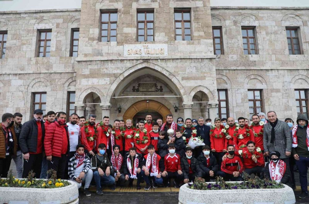 Ampute Milli Takımı’na Coşkulu Karşılama