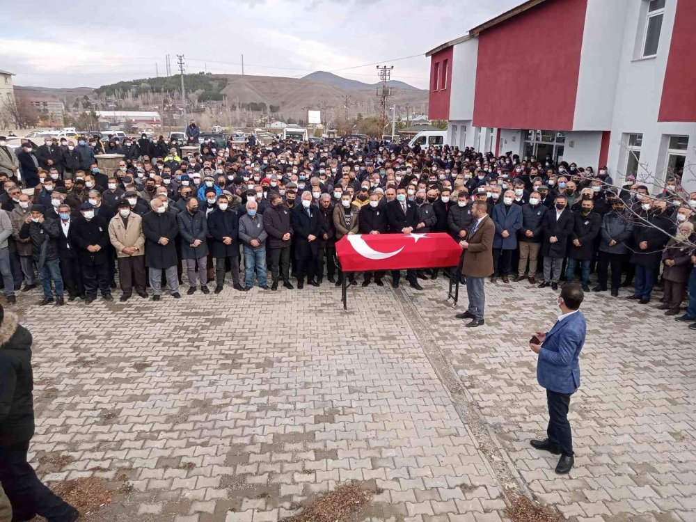 Kazada ölen Belediye Başkanı için cem evinde cenaze namazı kılındı