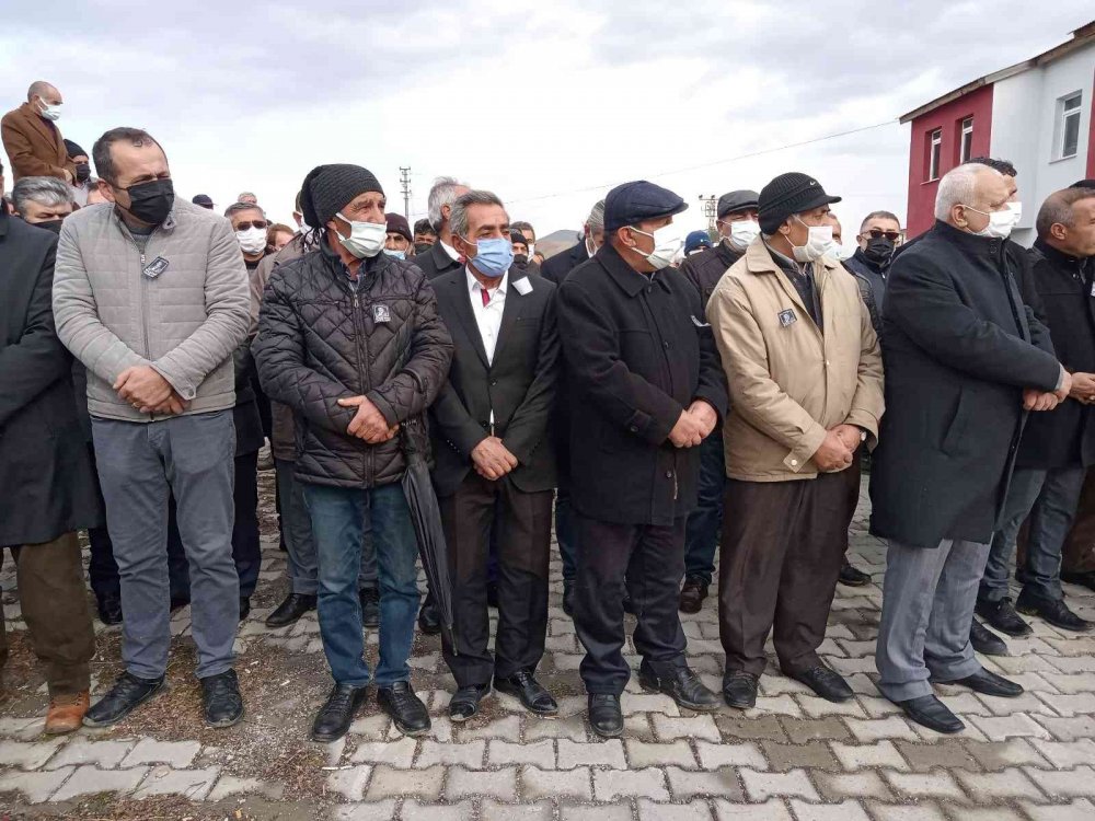 Kazada ölen Belediye Başkanı için cem evinde cenaze namazı kılındı